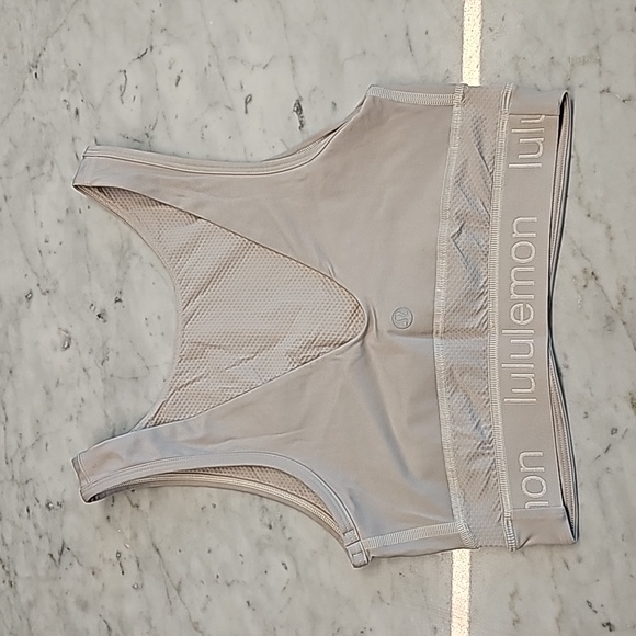 Basically brand new lululemon sports bra, light support, size 4, light grey - Picture 2 of 5